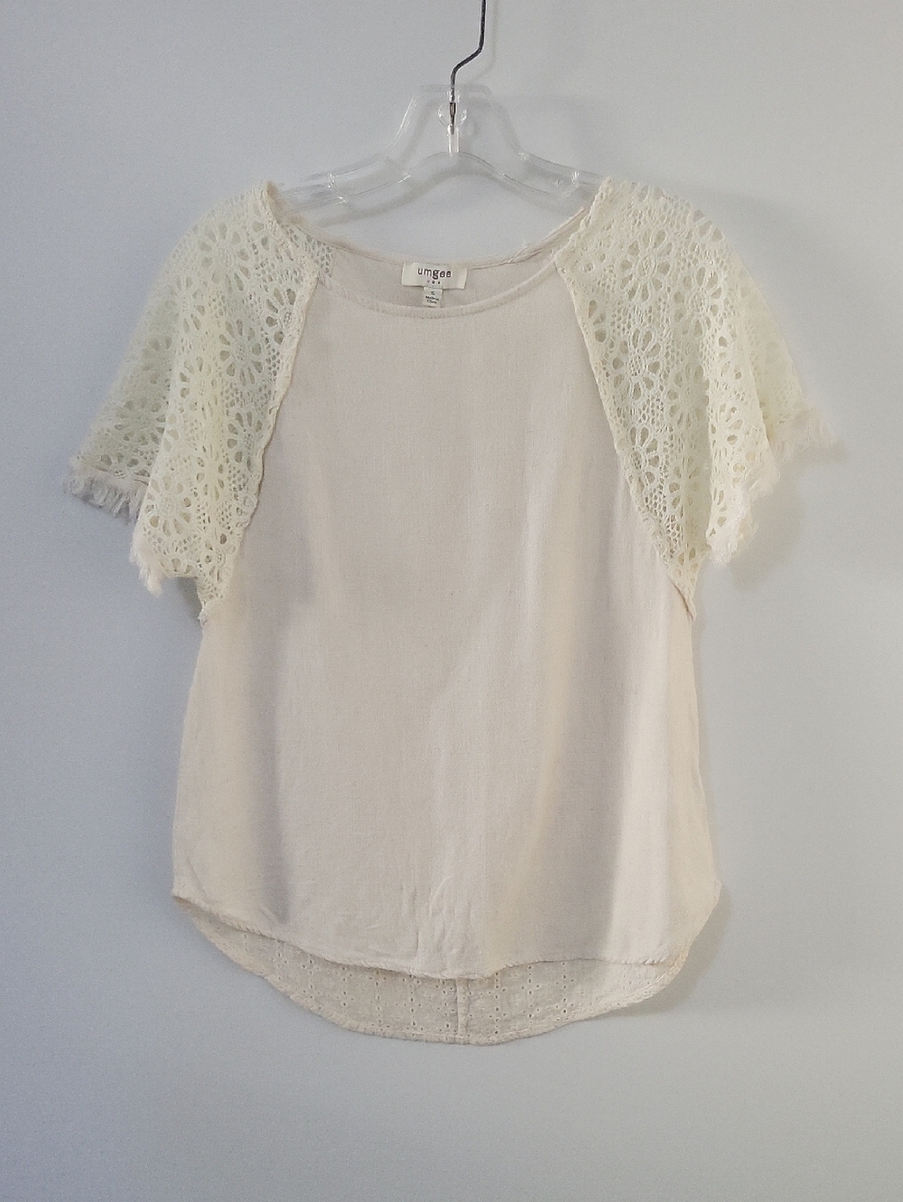 Umgee Cream Crochet Sleeve Short-Sleeve Top, Size Small